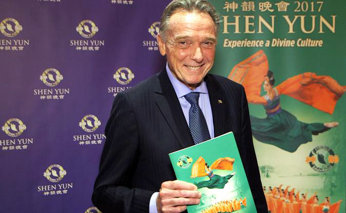 Peter Kent, a Canadian Member of Parliament and a former federal cabinet minister, enjoyed Shen Yun at Four Seasons Centre for the Performing Arts in Toronto on Feb. 28, 2017. (NTD Television)