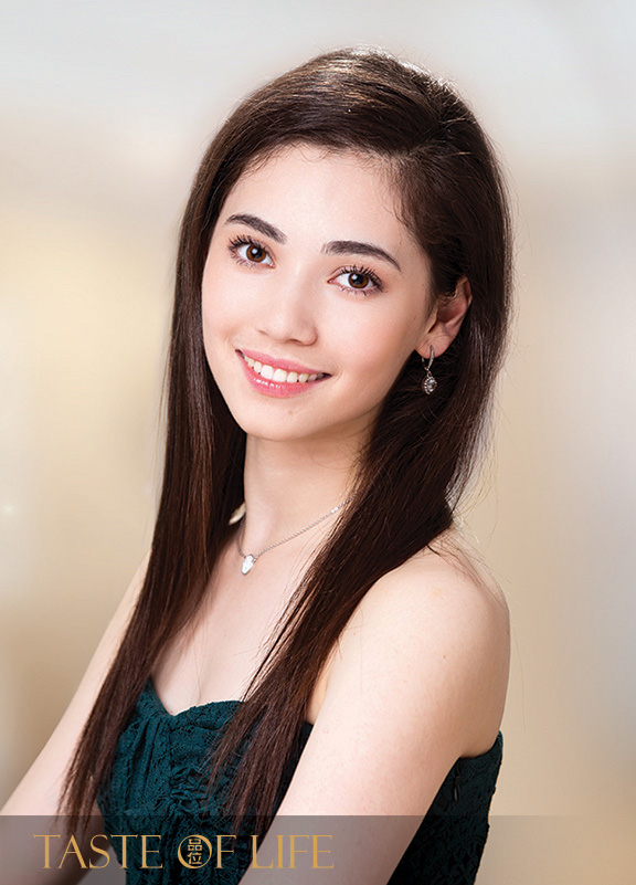 Principal Dancer Miranda Zhou Galati Interview English Shen Yun
